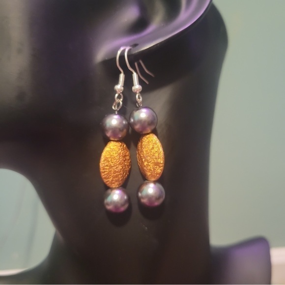 New Handmade Gold And Silver Wire Wrapped Drop Earring’s Gift Box - Picture 1 of 4